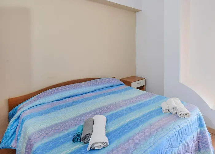 Stunning In With Wifi